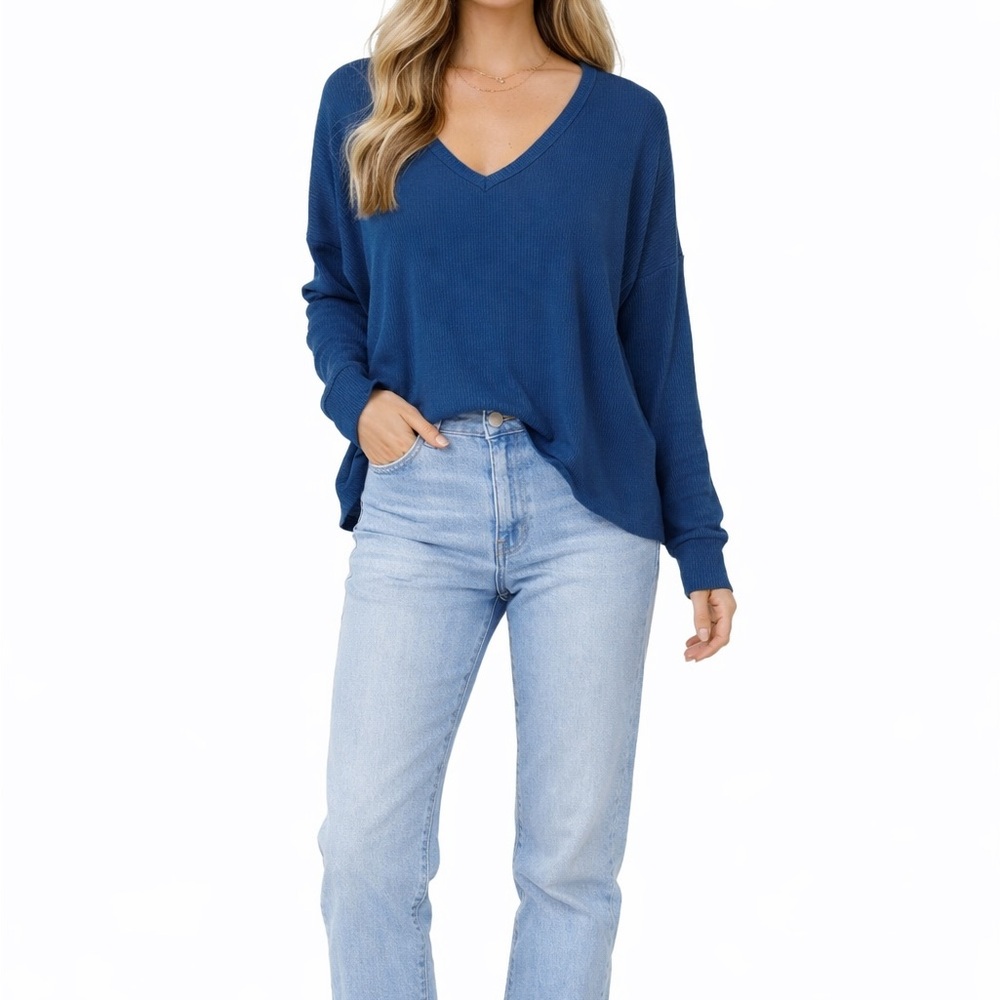 American Eagle Size Medium Blue Thermal Long-Sleeve Shirt